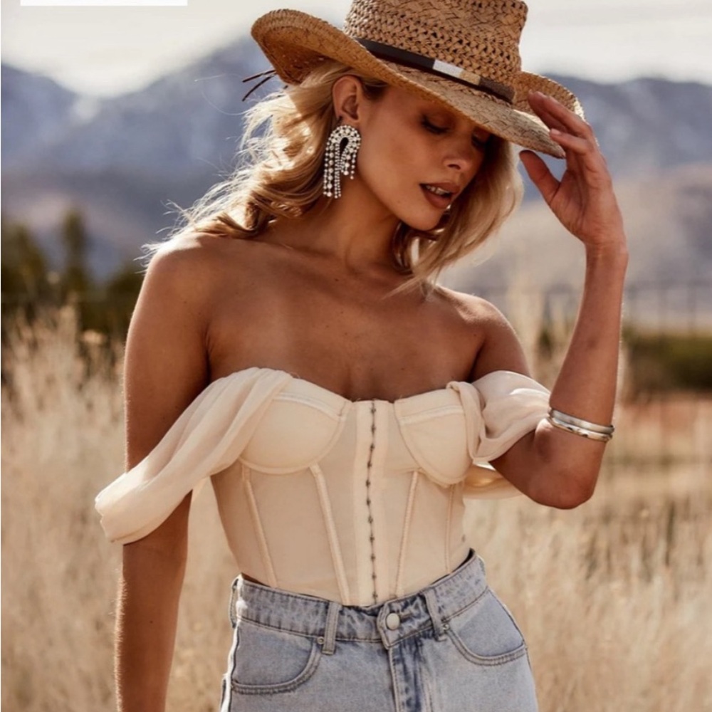 12th Tribe Besame Cream Corset Top NWT